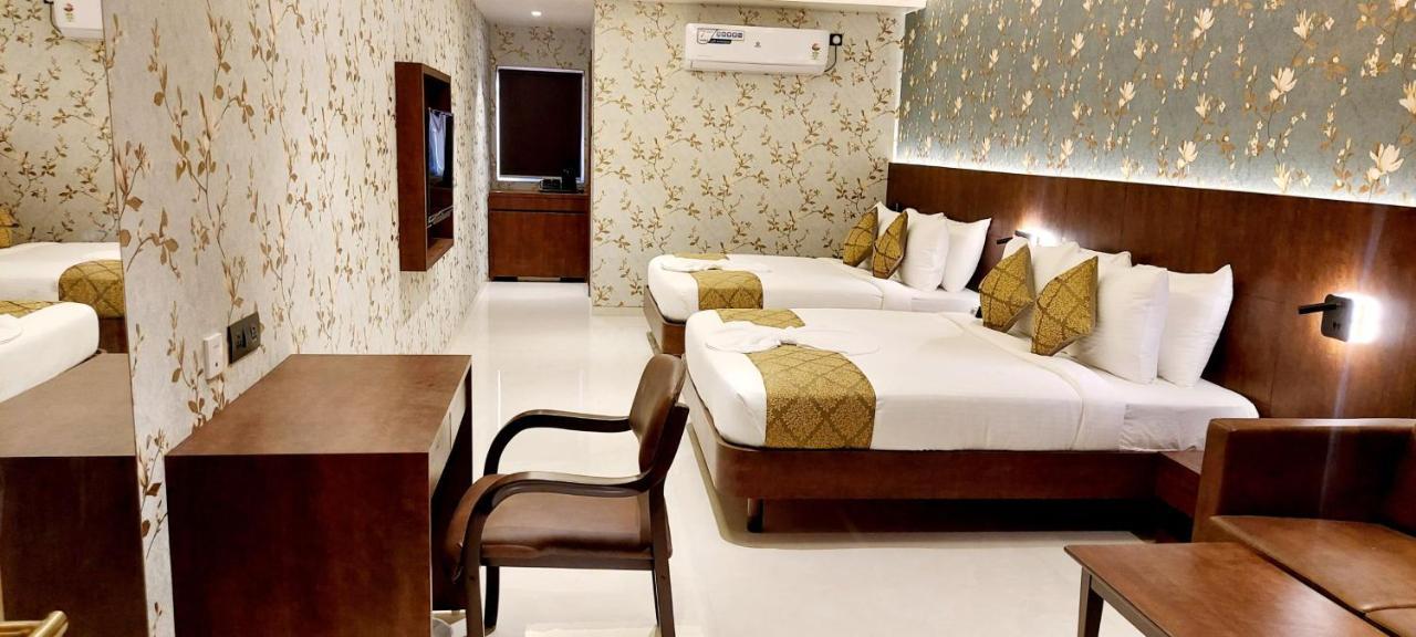 Hotel Madhuban Silvassa Exterior foto